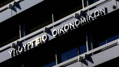 Στα «χαρακώματα» κυβέρνηση-ΣΥΡΙΖΑ για το ιδιωτικό χρέος-Επίθεση ΥΠΟΙΚ στον Τσίπρα