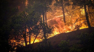 Πυροσβεστική: Σε εξέλιξη 81 πυρκαγιές σε όλη την επικράτεια