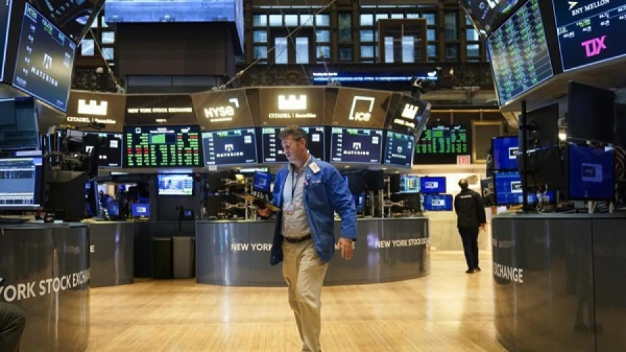 Παραμένει σε πτωτικό «κανάλι» η Wall Street-Νέο χαμηλό για Nasdaq