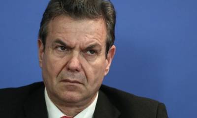 Πετρόπουλος:Η ΝΔ ψήφισε τις 120 δόσεις, αλλά δεν το ήθελε