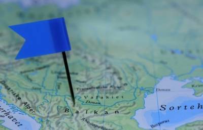 H Die Zeit προειδοποιεί για μετατόπιση συνόρων στα Βαλκάνια