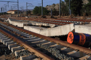 Θεσσαλία: Σε δύο χρόνια η αποκατάσταση των ζημιών στον σιδηρόδρομο