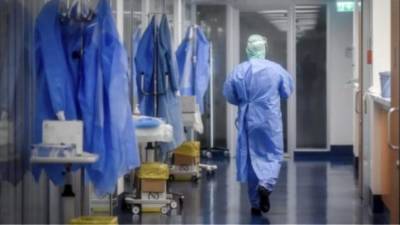 Η Όμικρον καλπάζει με 35.580 νέα κρούσματα- 72 θάνατοι