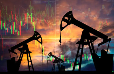 Νέα «βουτιά» του πετρελαίου λόγω δολαρίου και μειωμένης ζήτησης καυσίμων