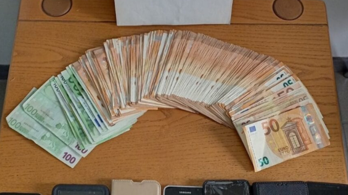Εξαρθρώθηκε εγκληματική οργάνωση που εξαπατούσε επιχειρήσεις
