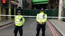 Ελεγχόμενες εκρήξεις κοντά στην πρεσβεία των ΗΠΑ στο Λονδίνο