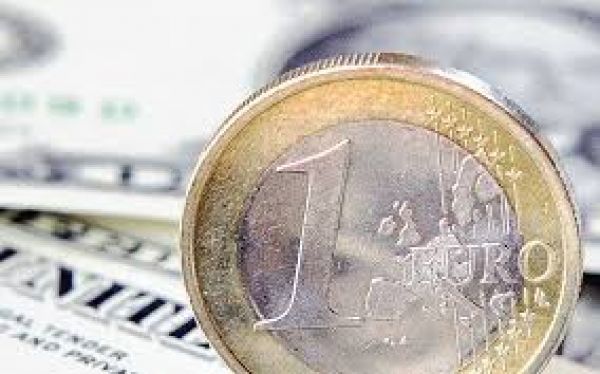 Σε υψηλό έξι μηνών το ευρώ μετά τις δηλώσεις Μέρκελ