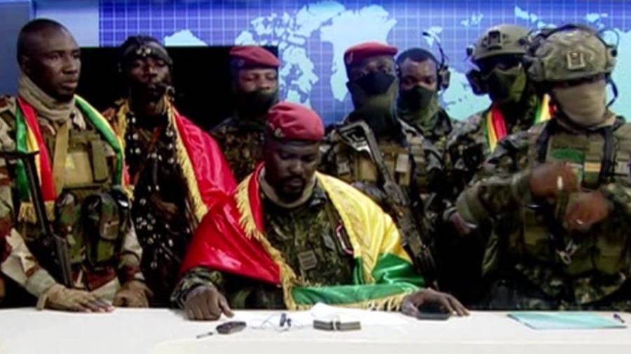 Απόπειρα στρατιωτικού πραξικοπήματος στη Γουινέα - Καθησυχάζει το υπουργείο Άμυνας