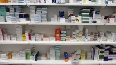 Φαρμακεία: «Έκρηξη» πωλήσεων για να κοπεί ο... βήχας