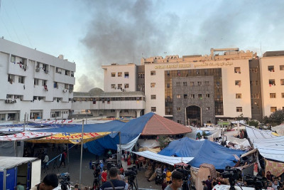 Γάζα: Δεκάδες νεογέννητα κινδυνεύουν σε θερμοκοιτίδες στο νοσοκομείο Αλ Σίφα