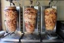 Ελεγκτές κατέσχεσαν 263 κιλά κρέατος σε επιχειρήσεις του Πειραιά