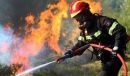 Ξυλόκαστρο: «Συναγερμός» στην Πυροσβεστική-Μαίνεται το πύρινο μέτωπο