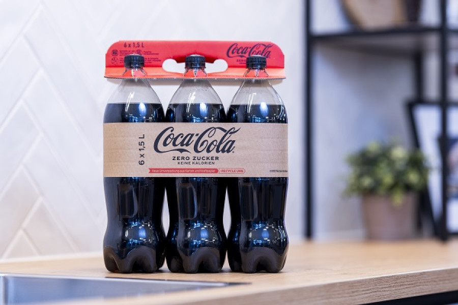 «Συμμαχία» Coca Cola-DS Smith για την αντικατάσταση των πλαστικών χειρολαβών