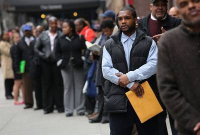 ΗΠΑ: Αυξήθηκαν οι νέες αιτήσεις για επίδομα ανεργίας