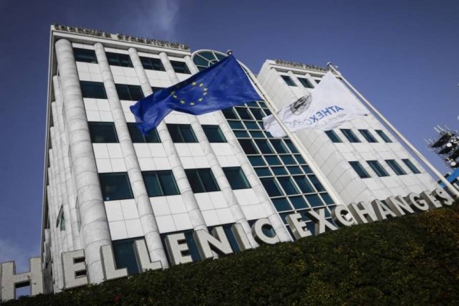 Πτωτικά το Χρηματιστήριο Αθηνών, υπό τραπεζικές πιέσεις
