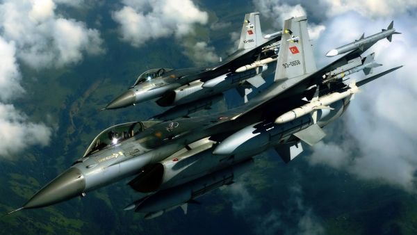 Σταμάτησαν οι υπερπτήσεις τουρκικών αεροσκαφών στο Αιγαίο