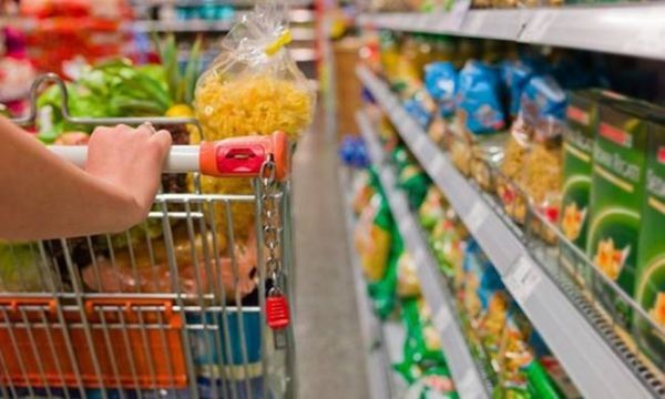 Στέναξε η αγορά το Μάη-Πτώση σε πωλήσεις ακόμα και τροφίμων