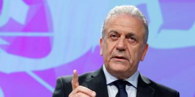 Αβραμόπουλος: Η Ευρωπαϊκή Επιτροπή στηρίζει τις πρωτοβουλίες της κυβέρνησης