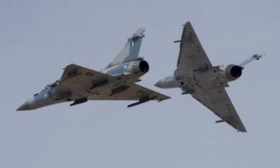 Αερομαχία στο Αιγαίο: Ελληνικό Mirage αναχαιτίζει τουρκικό F-16 (video)