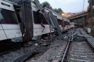Βαρκελώνη: Ένας νεκρός σε εκτροχιασμό τρένου