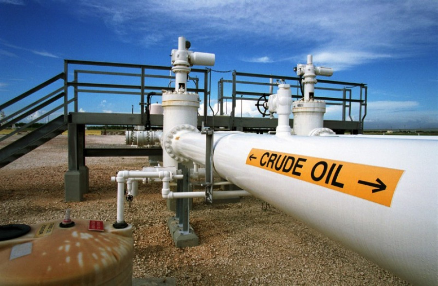 Συνεχίζει να «καλπάζει» το πετρέλαιο- Ενισχύεται και το φυσικό αέριο