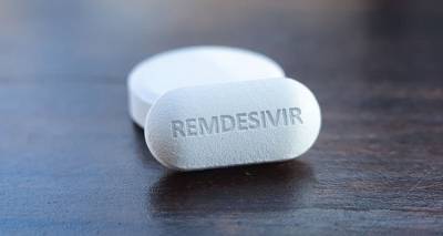 Covid-19: Εγκρίθηκε υπό όρους η χρήση της ρεμδεσιβίρης στην Ευρώπη