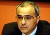 &Kappa;&alpha;&rho;&alpha;&mu;&omicron;ύ&zeta;&eta;&sigmaf;: &Nu;&alpha; &alpha;&pi;&omicron;&kappa;&tau;ή&sigma;&epsilon;&iota; &pi;&epsilon;&rho;&iota;&epsilon;&chi;ό&mu;&epsilon;&nu;&omicron; &tau;&omicron; '&alpha;&lambda;&lambda;ά&zeta;&omicron;&upsilon;&mu;&epsilon; ή &beta;&omicron;&upsilon;&lambda;&iota;ά&zeta;&omicron;&upsilon;&mu;&epsilon;'