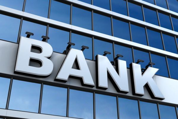Τράπεζες: Το «μαξιλάρι» για την... καθυστερημένη αξιολόγηση