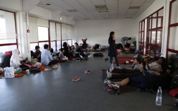 Απεργία πείνας πραγματοποιούν οι πρόσφυγες στο Ελληνικό