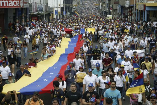 Στους 31 οι νεκροί σε διαδηλώσεις στη Βενεζουέλα