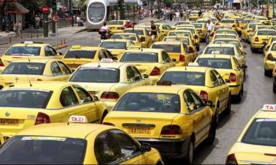 Συλλήψεις ταξιτζήδων για «πειραγμένες» ταμειακές και πλαστές άδειες οδήγησης