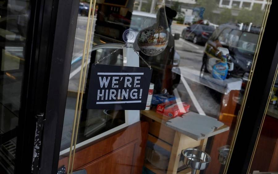 ΗΠΑ: Πτώση στις νέες αιτήσεις επιδομάτων ανεργίας