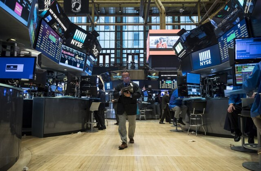 Wall Street: Απώλειες μετά τα στοιχεία για τον πληθωρισμό χονδρικής