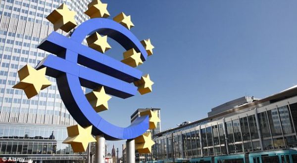 Οι κυβερνήσεις βάζουν πλάτη στις προσπάθειες της ΕΚΤ