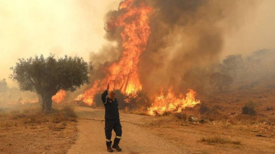 Πυρκαγιές- Ελλάδα: Σε υψηλό 21 ετών οι εκπομπές αερίων