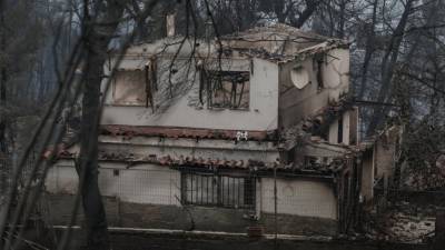 Πυρκαγιές: Μη κατοικήσιμες 235 κατοικίες έως τώρα