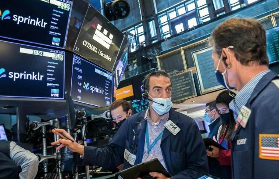 Wall Street: Ιστορικό υψηλό και για τους τρεις βασικούς δείκτες
