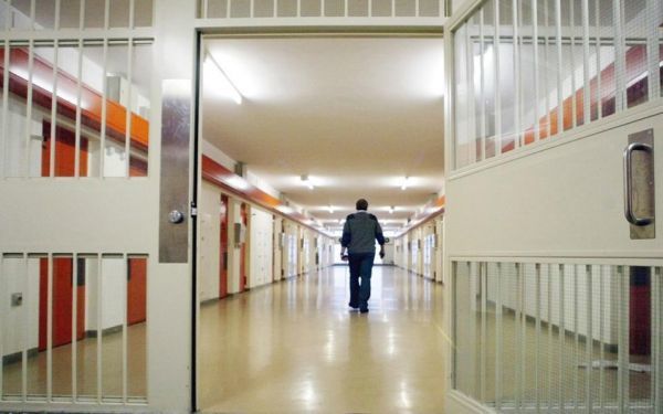 «Αποθήκες ψυχών» οι ευρωπαϊκές φυλακές!