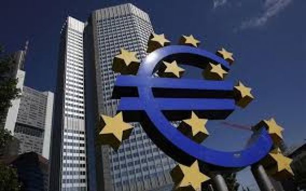 Μαίνεται ο «πόλεμος» στην ΕΚΤ για το QE