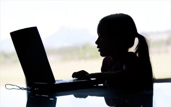 UNICEF:Οι επιπτώσεις του διαδικτύου στην ασφάλεια και ευημερία των παιδιών