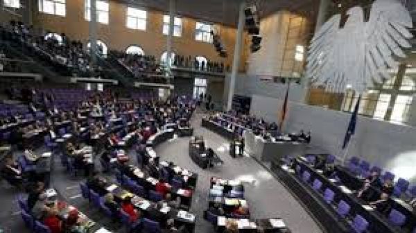 Γερμανία: Μικρή άνοδος για το κόμμα της Μέρκελ