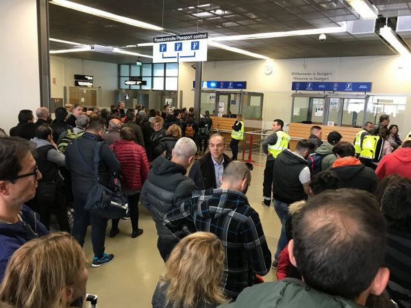 Κομισιόν:Εξετάζει το ζήτημα των ελέγχων επιβατών από Ελλάδα στη Γερμανία