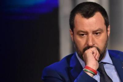 Ιταλία: «Όχι» Γερουσίας στην άρση της βουλευτικής ασυλίας Σαλβίνι