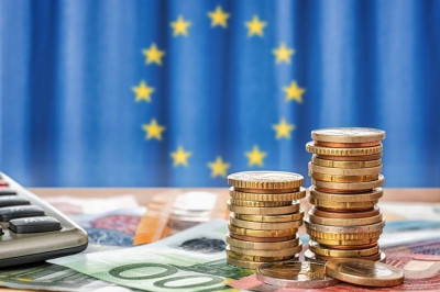Tέταρτη σερί μηνιαία πτώση για το οικονομικό κλίμα της Ευρωζώνης