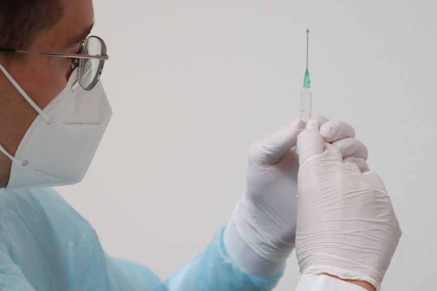 Βρετανία: Ξεκινά η χορήγηση πρωτοποριακού εμβολίου mRNA σε καρκινοπαθείς