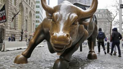 Επανακάμπτουν οι «ταύροι» στη Wall Street