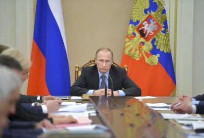 Αναζητά η ρωσική ελίτ τον διάδοχο του Πούτιν;