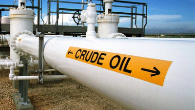 Υποχωρεί λόγω ζήτησης το πετρέλαιο- Πέφτει και το φυσικό αέριο