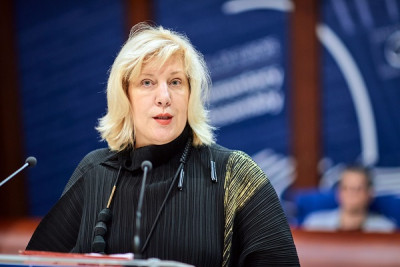 Ντούνια Μιγιάτοβιτς: Ζητά αποτελεσματικές έρευνες για το ναυάγιο της Πύλου