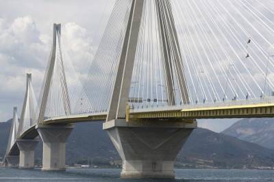 Γέφυρα Ρίου- Αντιρρίου: 61 εκατομμύρια διελεύσεις σε 15 χρόνια λειτουργίας